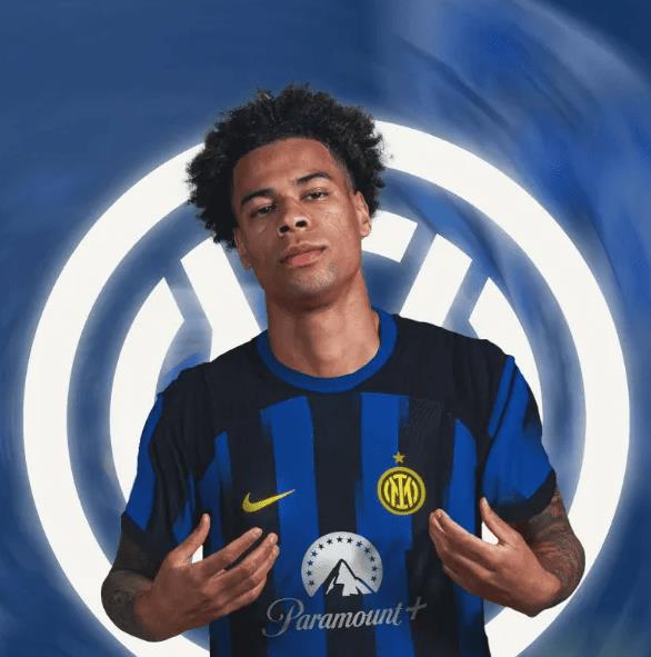 关于赛场多面手：李明攻防两端表现都极为出色！的信息