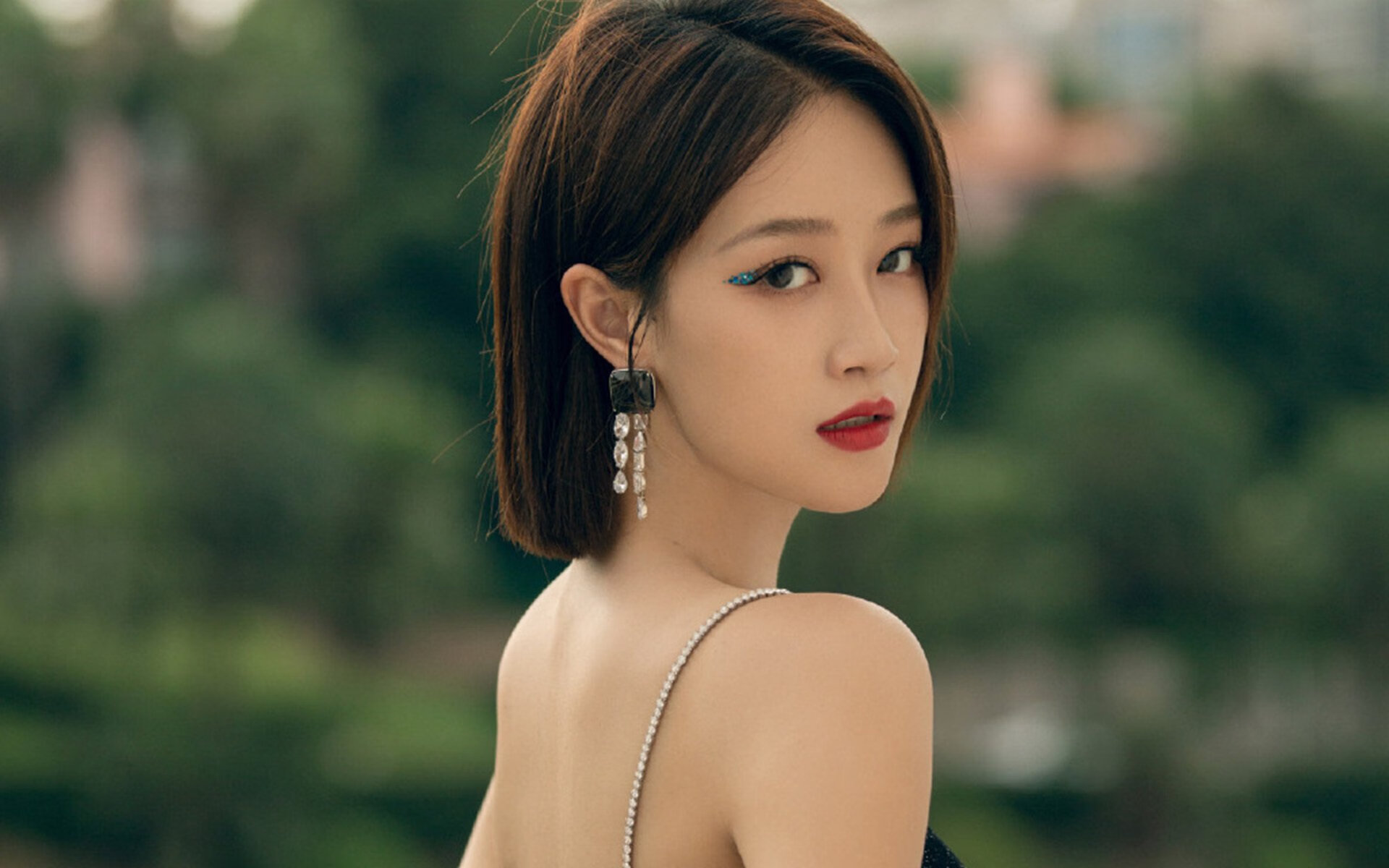 德甲策略革新，精彩瞬间频繁，比赛精彩绝伦，德甲解析