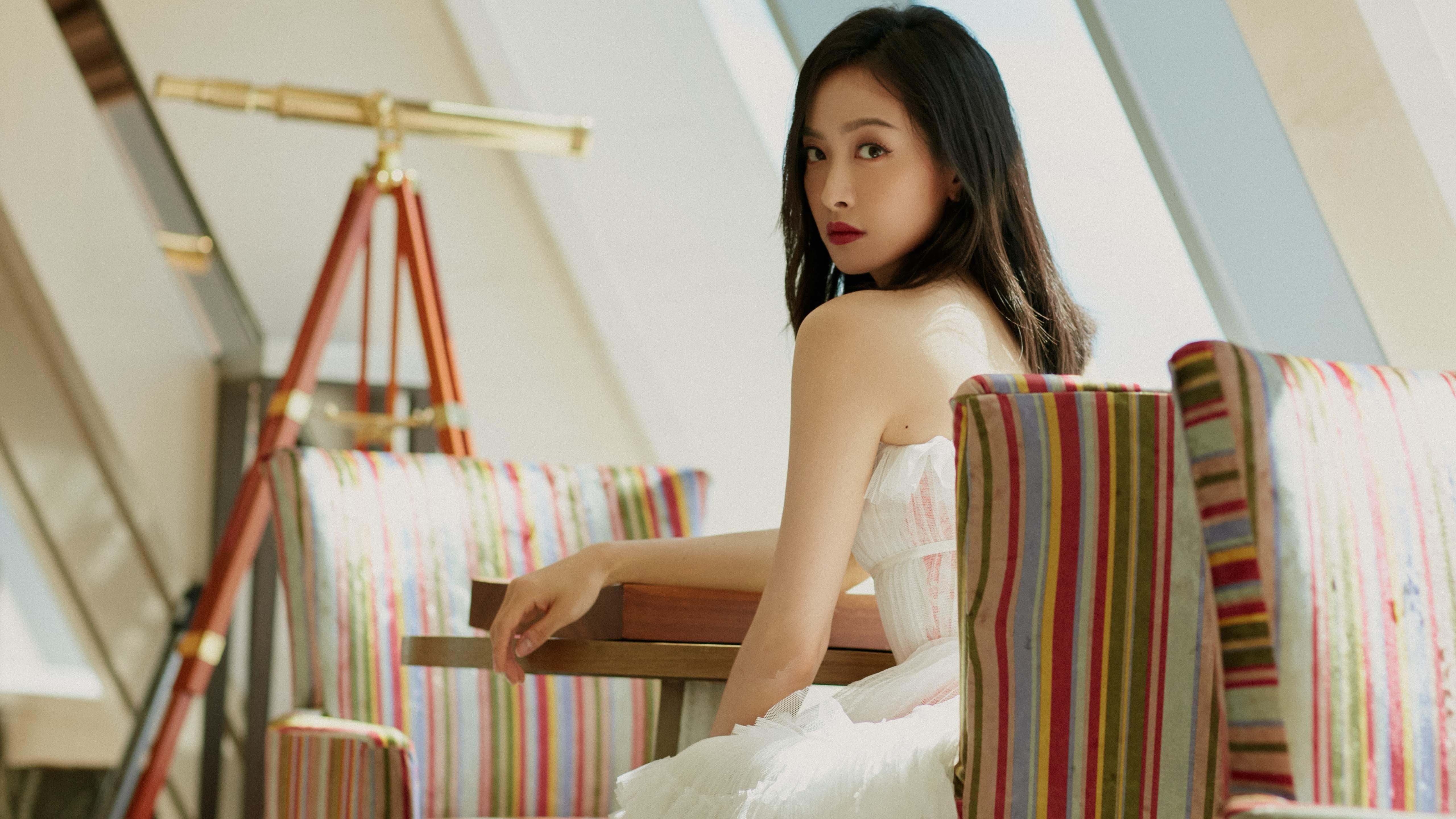 爱游戏在线登录入口-多特蒙德主场3-0战胜门兴格拉德巴赫，进攻火力全开，今日多特蒙德vs门兴比分预测