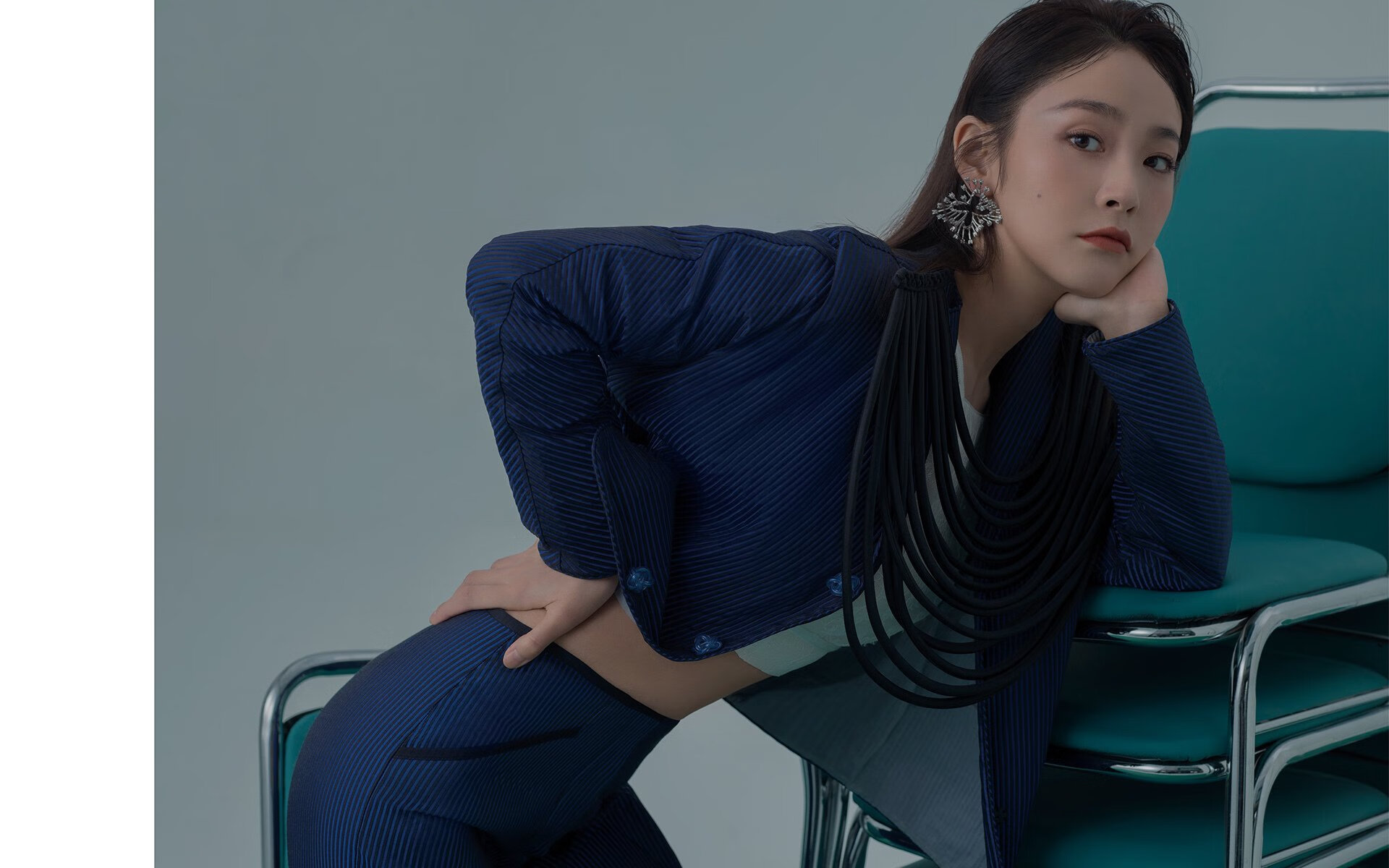 波兰队在比赛中取得惊人的胜利,引发轰动,波兰队在比赛中取得惊人的胜利,引发轰动英语